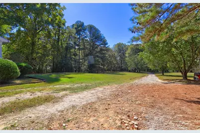 2631 W Rock Quarry Road W, Buford, GA 30519 - Photo 13