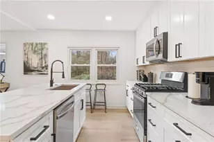 1044 Pinedale Dr SE, Smyrna, GA 30080 - Photo 7