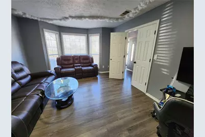 1124 Shady Creek Drive, Lithonia, GA 30058 - Photo 5