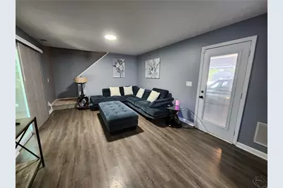 1124 Shady Creek Drive, Lithonia, GA 30058 - Photo 7