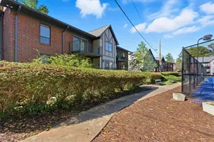 6851 Roswell Rd, Sandy Springs, GA 30328 - Photo 23