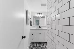 6851 Roswell Rd, Sandy Springs, GA 30328 - Photo 13