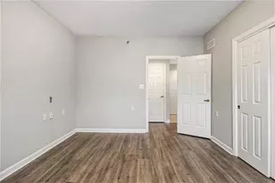 1800 Clairmont Lake, Decatur, GA 30033 - Photo 19