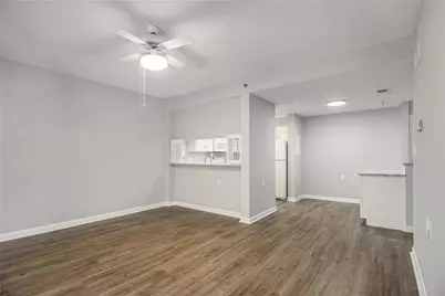 1800 Clairmont Lake #A414, Decatur, GA 30033 - Photo 7