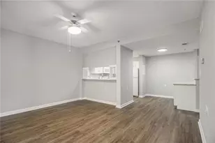 1800 Clairmont Lake, Decatur, GA 30033 - Photo 7