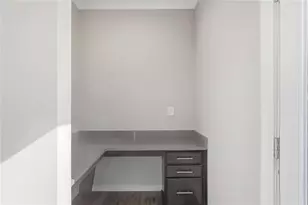 1017 Brandsford St NW, Atlanta, GA 30318 - Photo 27