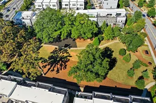 1017 Brandsford St NW, Atlanta, GA 30318 - Photo 11