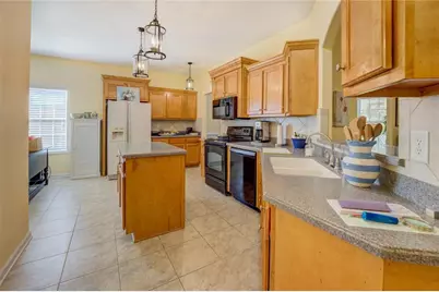 310 Crossroads Drive, Social Circle, GA 30025 - Photo 9