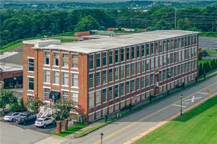 4245 Woodland Bank Blvd, Buford, GA 30518 - Photo 59