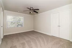 1391 Brentwood Ln, Marietta, GA 30062 - Photo 17