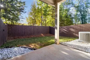 5655 Parkview Ln, Flowery Branch, GA 30542 - Photo 5