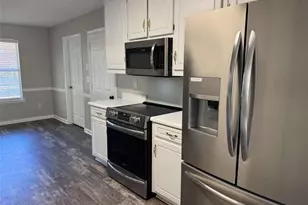 1672 Walters Park Ct, Loganville, GA 30052 - Photo 11