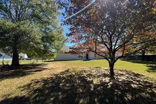 1672 Walters Park Ct, Loganville, GA 30052 - Photo 35