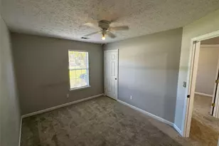 1672 Walters Park Ct, Loganville, GA 30052 - Photo 23