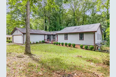 3047 Sanibel Drive, Stone Mountain, GA 30087 - Photo 3