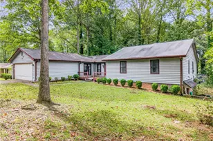 3047 Sanibel Dr, Stone Mountain, GA 30087 - Photo 3