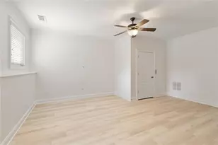 956 Persimmon Point NE, Sandy Springs, GA 30328 - Photo 31