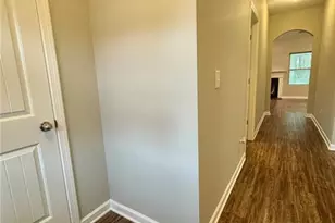 413 River Bluff Dr, Temple, GA 30179 - Photo 3