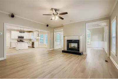 100 Hamilton Glen Court, Fayetteville, GA 30215 - Photo 13