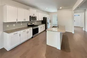 446 Noblewood Dr, McDonough, GA 30252 - Photo 9