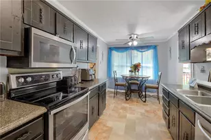 3223 Rhonda Dr, Jonesboro, GA 30236 - Photo 11