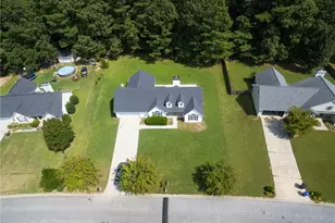 350 Windermere Dr, Loganville, GA 30052 - Photo 29