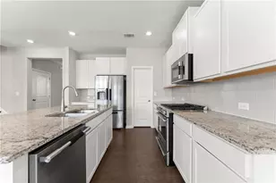 156 Round Pond Dr, Lilburn, GA 30047 - Photo 11