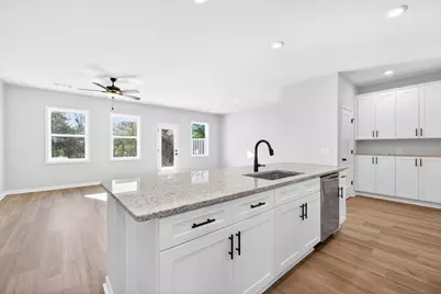 562 Madison Street #100, Commerce, GA 30529 - Photo 7