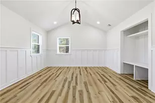 19 Robin Hood Dr, Savannah, GA 31406 - Photo 11