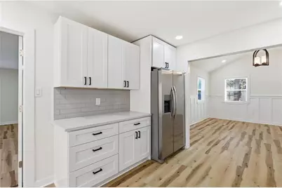 19 Robin Hood Drive, Savannah, GA 31406 - Photo 13