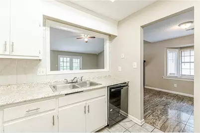 8685 Woodside Lane, Jonesboro, GA 30238 - Photo 15