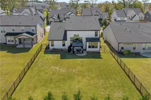 685 Michigan Cir, Hoschton, GA 30548 - Photo 3