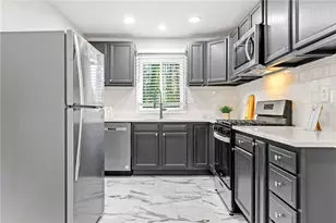 801 N Evelyn Pl NW, Atlanta, GA 30318 - Photo 9