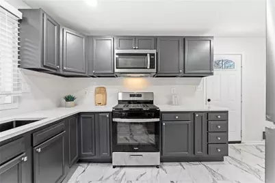 801 N Evelyn Place NW, Atlanta, GA 30318 - Photo 13