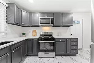 801 N Evelyn Pl NW, Atlanta, GA 30318 - Photo 13