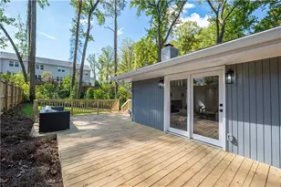 2555 McCurdy Way, Decatur, GA 30033 - Photo 5