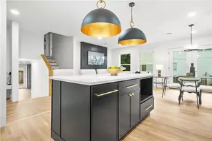 1967 Commodore Ln, Atlanta, GA 30341 - Photo 9