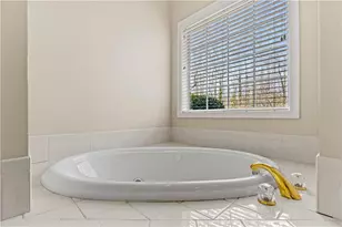 4838 Netherlands Pl, Flowery Branch, GA 30542 - Photo 25