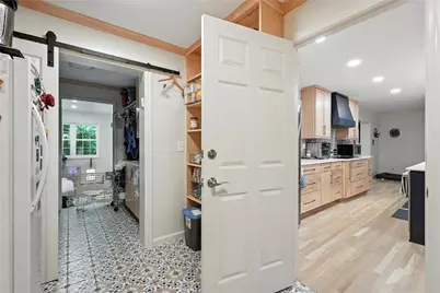 1152 Arborvista Drive NE, Atlanta, GA 30329 - Photo 9