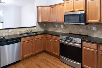 3090 Branham Drive, Dunwoody, GA 30360 - Photo 9