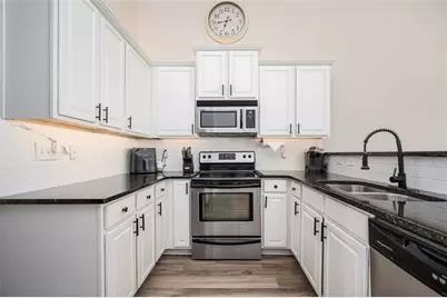 1761 Liberty Parkway NW, Atlanta, GA 30318 - Photo 7