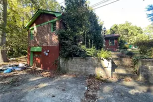 2765 Rollingwood Ln SE, Atlanta, GA 30316 - Photo 3