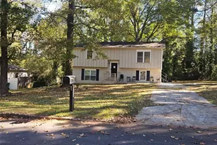 1820 Glenhaven Cir, Decatur, GA 30035 - Photo 3