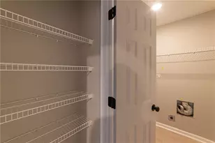 7402 Gossamer St, Union City, GA 30291 - Photo 55