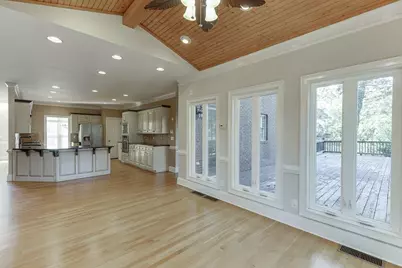 1450 Woodland Lake Drive, Snellville, GA 30078 - Photo 15