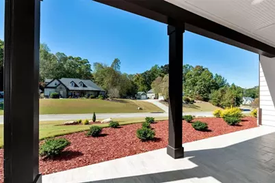 526 Whirlaway Street, Jefferson, GA 30549 - Photo 5