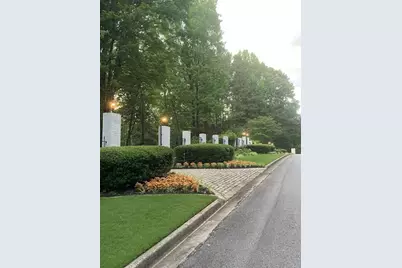 1700 Chartwell Trace, Stone Mountain, GA 30087 - Photo 3