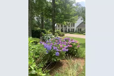 1700 Chartwell Trace, Stone Mountain, GA 30087 - Photo 5