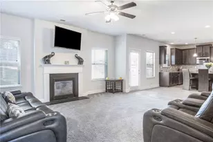 3819 Village Crossing Ln, Ellenwood, GA 30294 - Photo 11