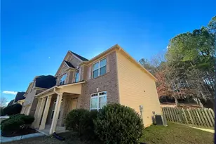 1329 Station Ridge Dr, Lawrenceville, GA 30045 - Photo 5